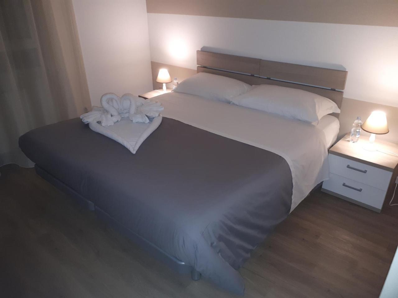 Aparthotel Residenza Miola Saronno Exterior foto