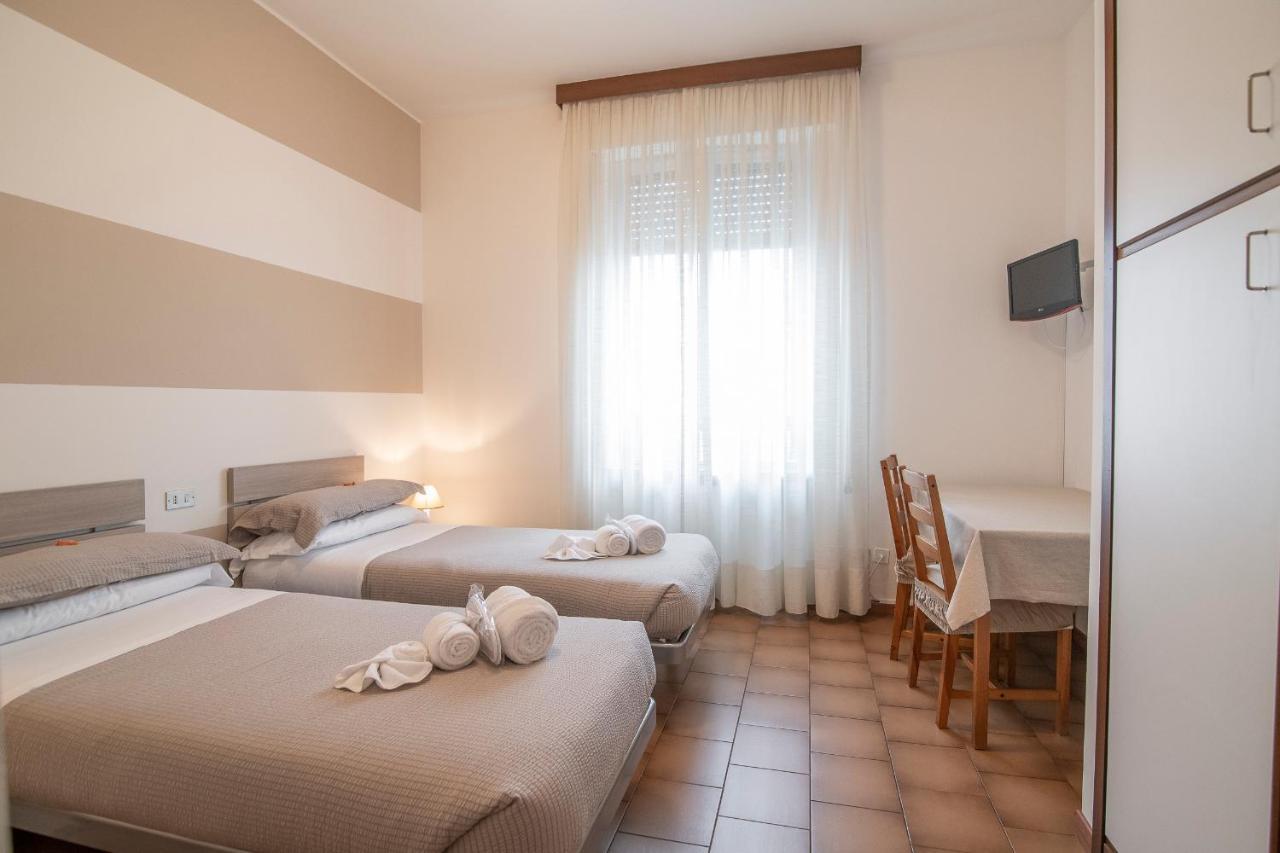 Aparthotel Residenza Miola Saronno Exterior foto