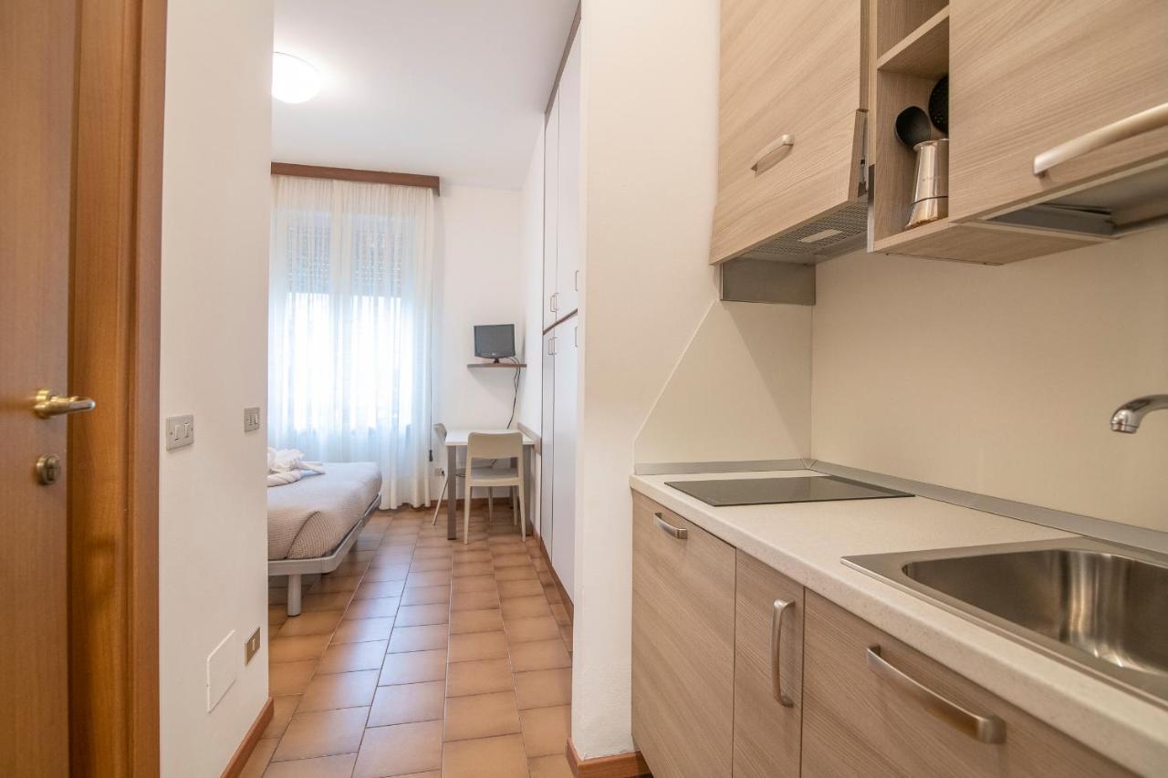 Aparthotel Residenza Miola Saronno Exterior foto