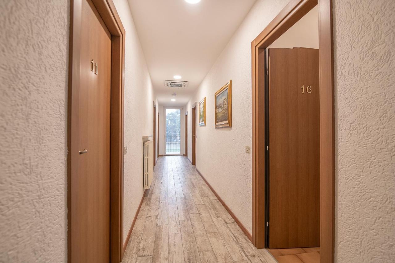 Aparthotel Residenza Miola Saronno Exterior foto