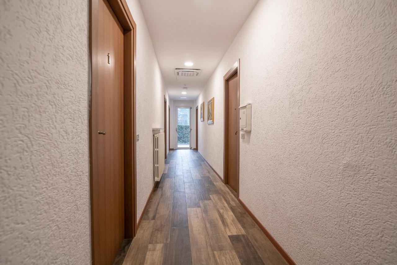 Aparthotel Residenza Miola Saronno Exterior foto
